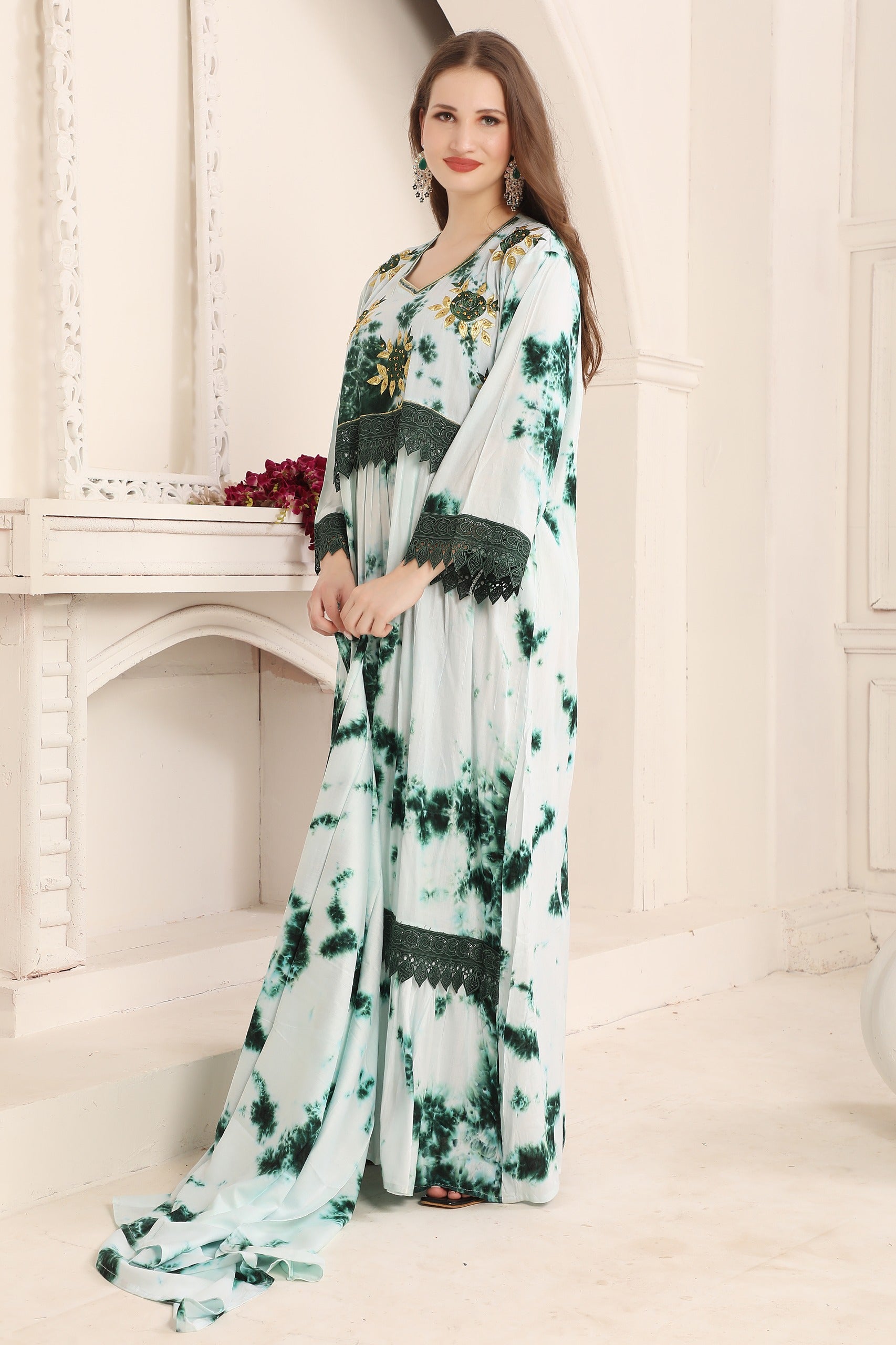 Women wearing Dua Green Cotton Printed Kaftan with Lace Work  
