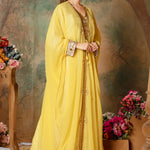 Side of Victorya Yellow Inner Jacket Caftan With Lace Work